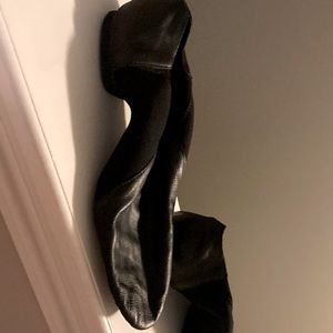 BLACK JAZZ SHOES FROM SO DANCA - LEATHER AND RUBBER SOLES - SIZE 11 1/2